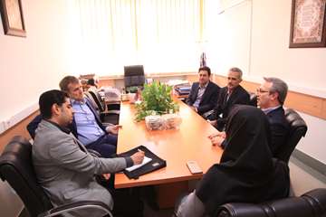 دیدار نمایندگان صلیب سرخ با رئیس دانشگاه